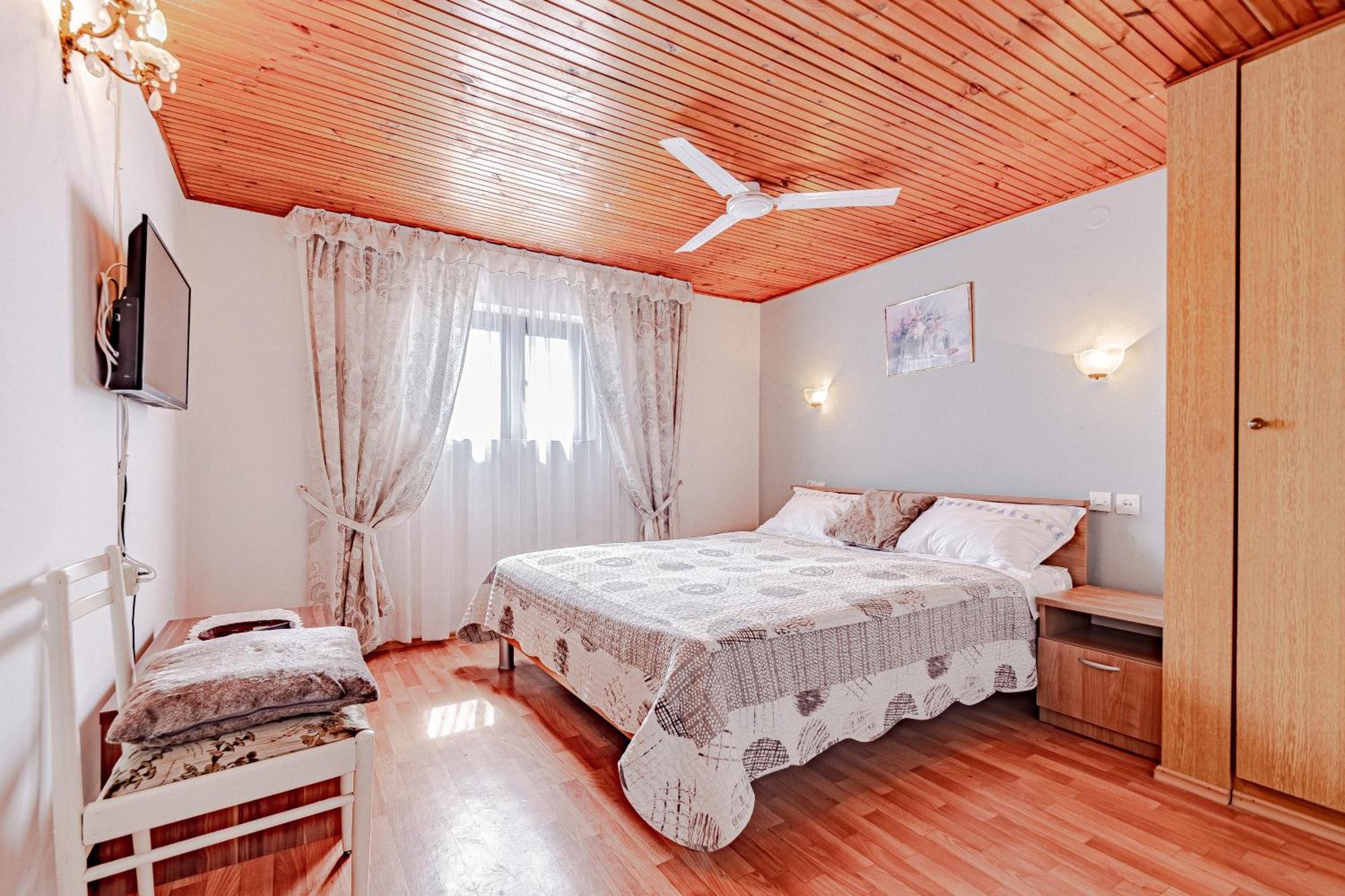 Family Friendly Apartments With A Swimming Pool Zavalatica, Korcula - 183 Εξωτερικό φωτογραφία